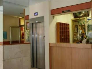 Hostal Liste Station 아 코루냐 외부 사진