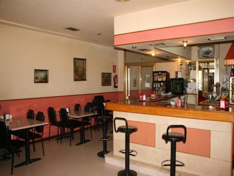 Hostal Liste Station 아 코루냐 외부 사진